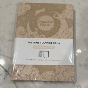 Passion planner daily Rabbit Moon Ivory